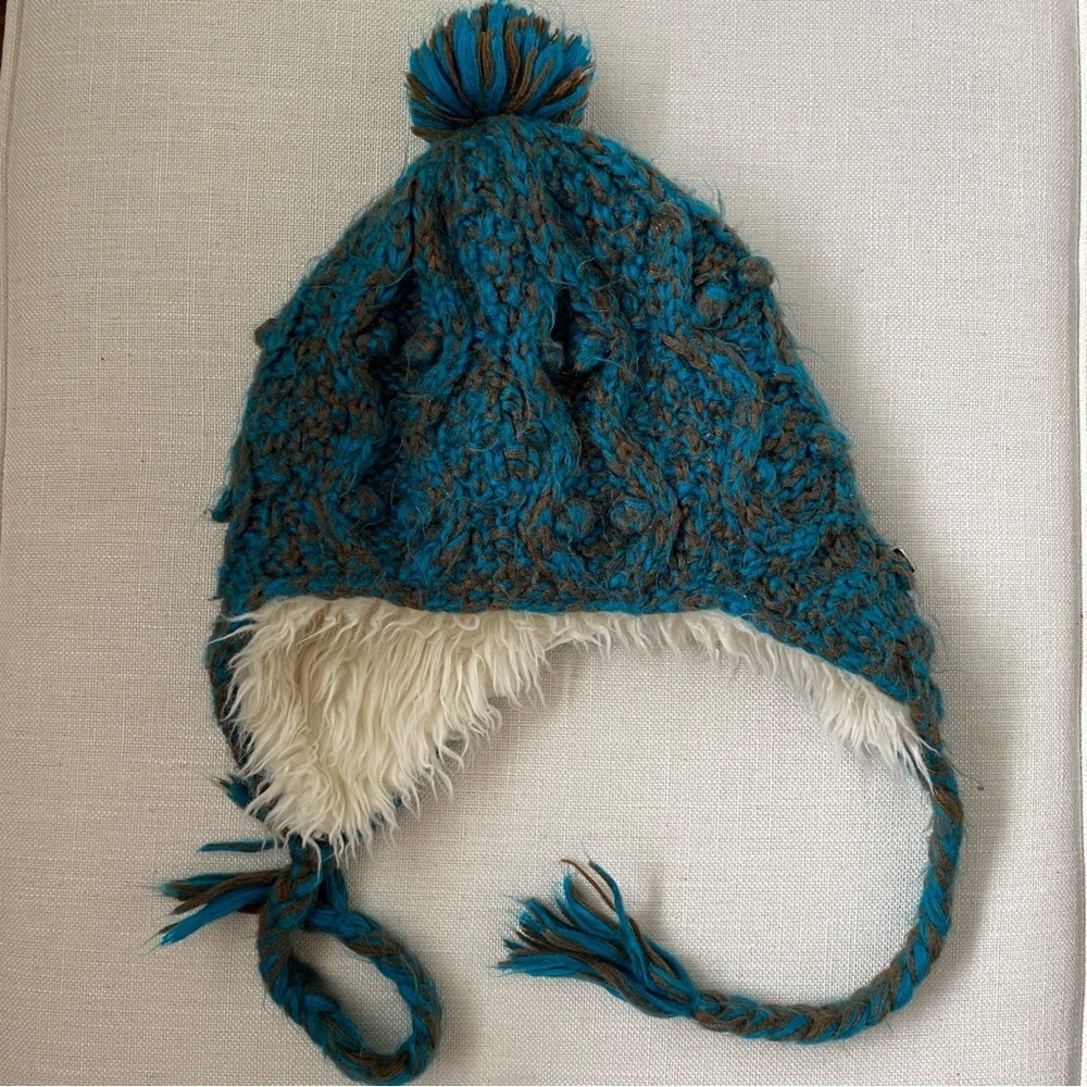 DAKINE Cozy Blue and Brown Knit Winter Hat Toque Beanie